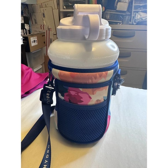 HydroJug 73 OZ - Picture 3 of 5